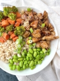 Sesame Chicken Bowls | The Nutritionist Reviews